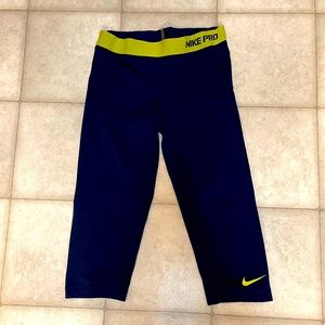 Nike Pro Dri-Fit Capris